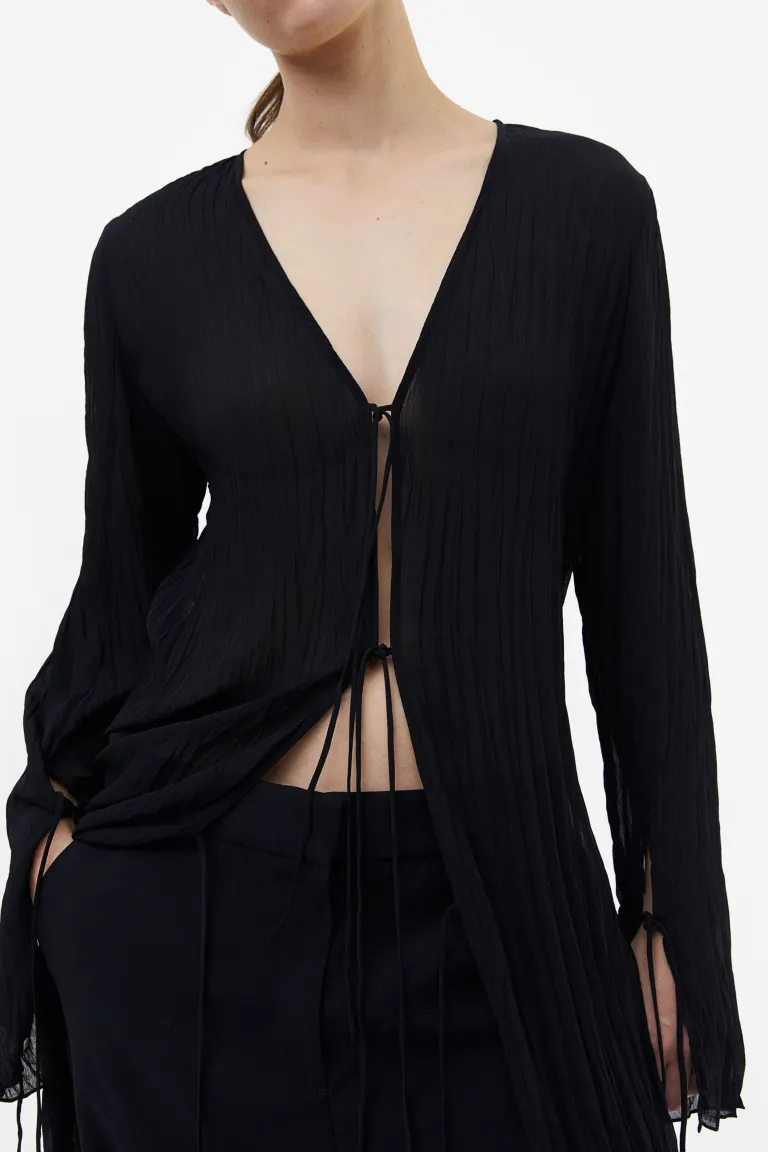 

Плиссированное платье с кружевом спереди H&M, черный