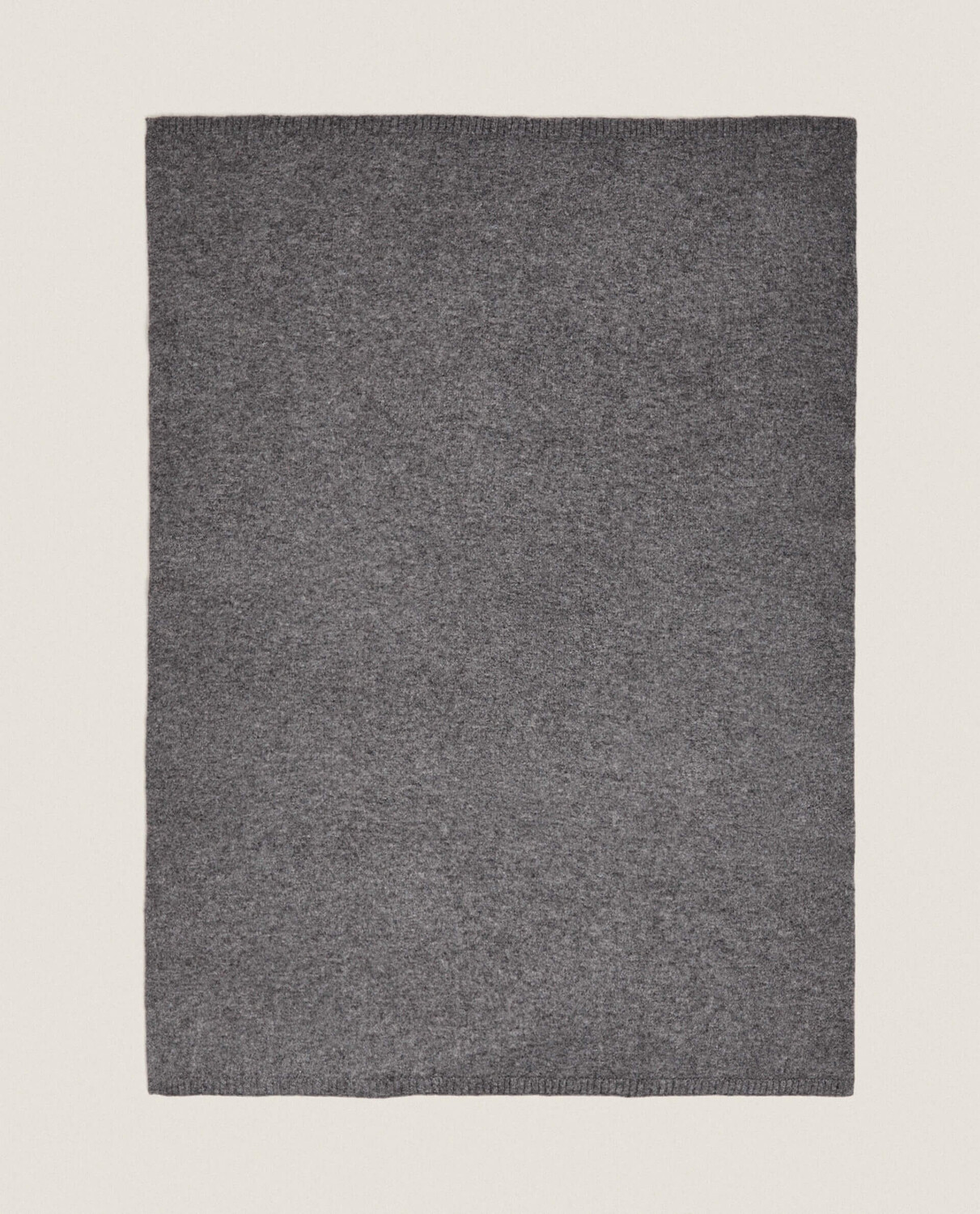 

Детское одеяло Zara Home Cashmere, серый