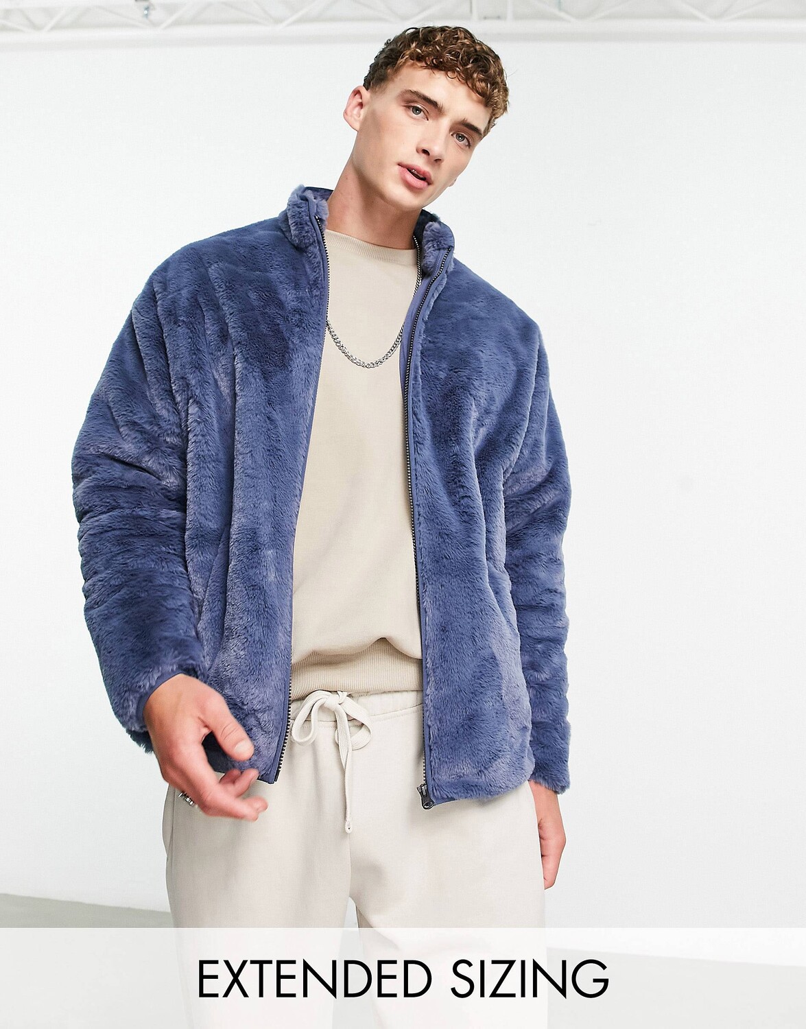 Темно-синяя спортивная куртка свободного кроя из искусственного меха ASOS DESIGN