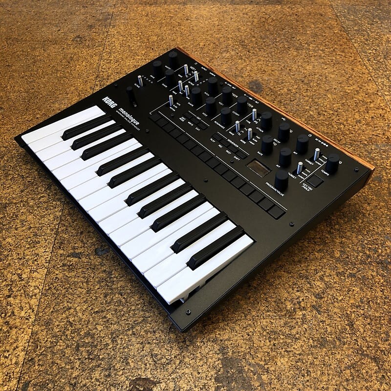 

Korg monologue Analog Synthesizer Black