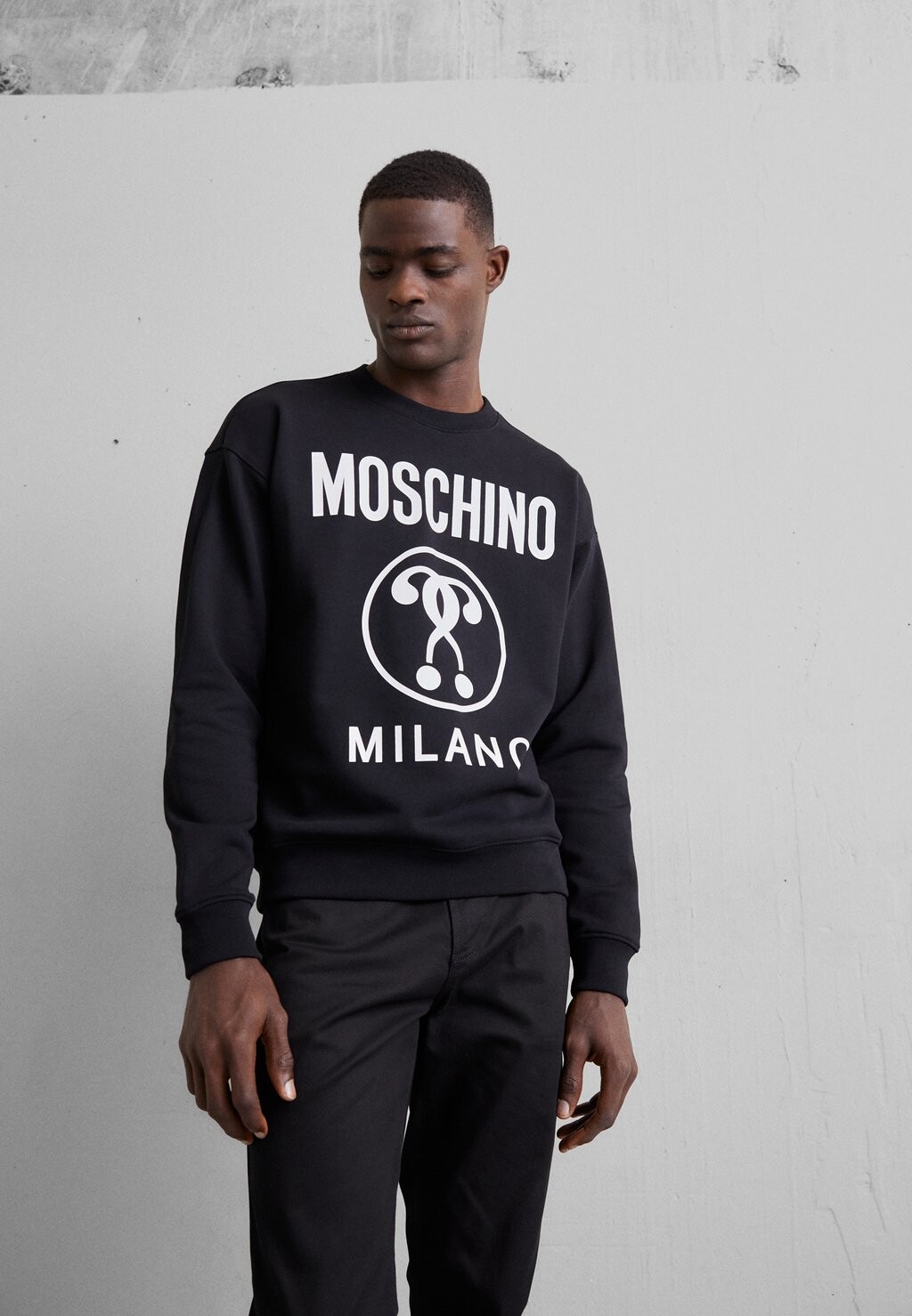 

Толстовка MOSCHINO, черный