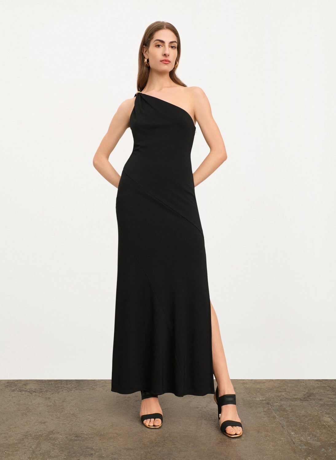 

Платье на одно плечо Donna Karan