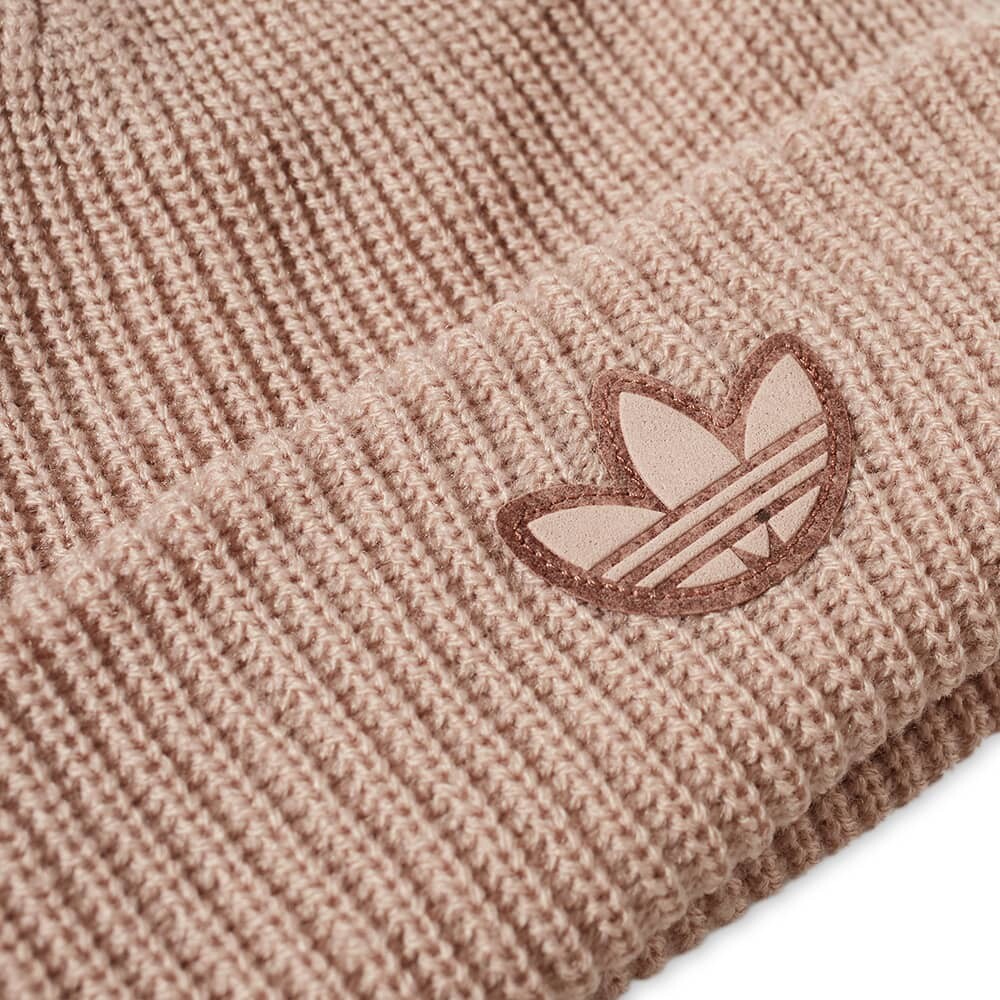 

короткая шапочка Adidas