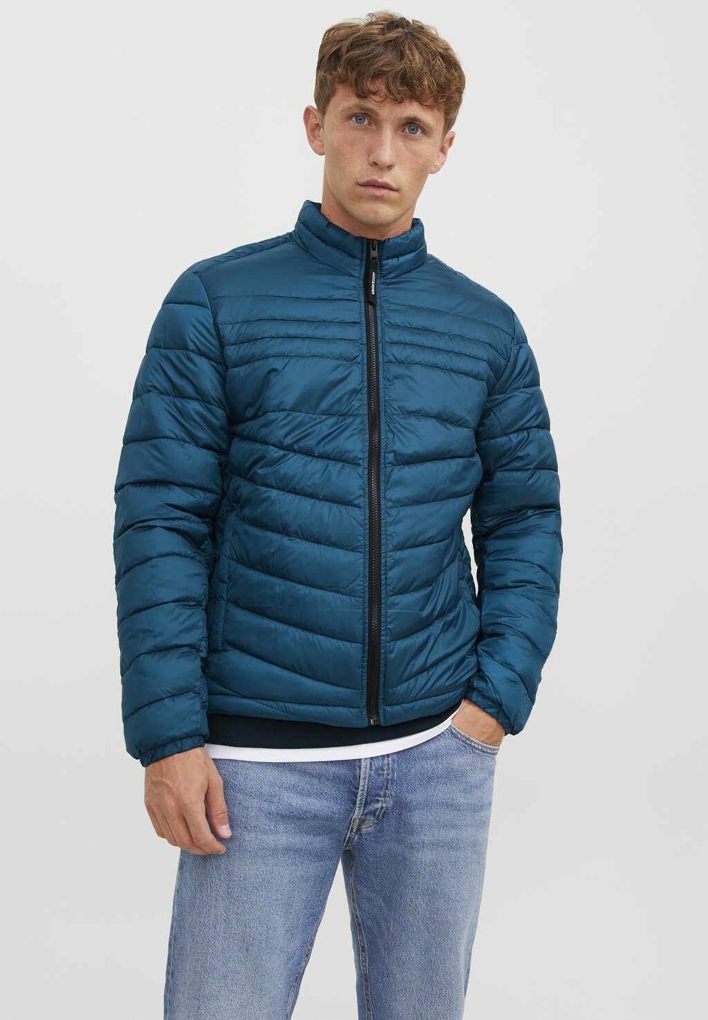 

Зимняя куртка JJEHERO PUFFER COLLAR Jack & Jones, матросский синий