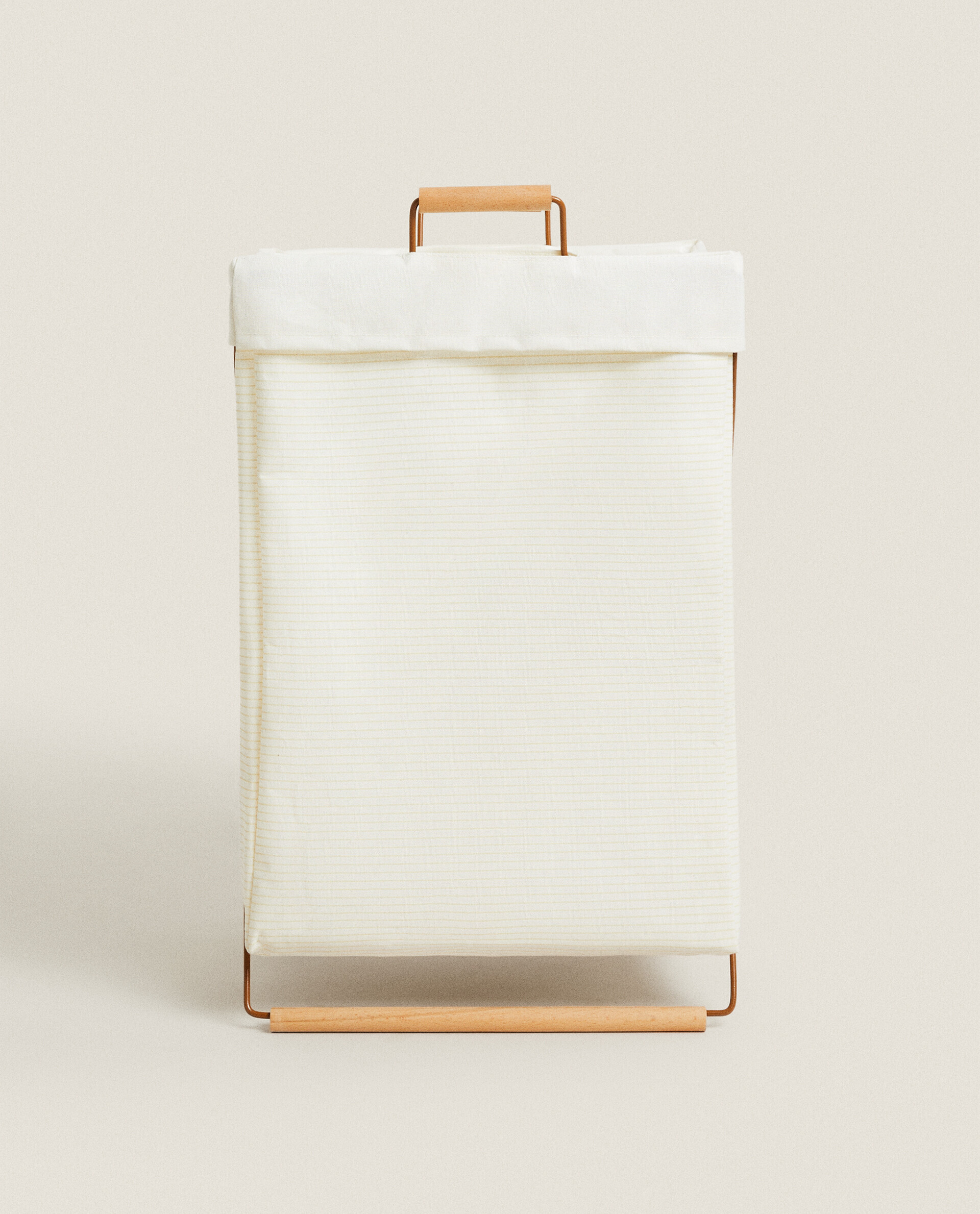 Корзина для белья Zara Home Foldable, белый фотографии