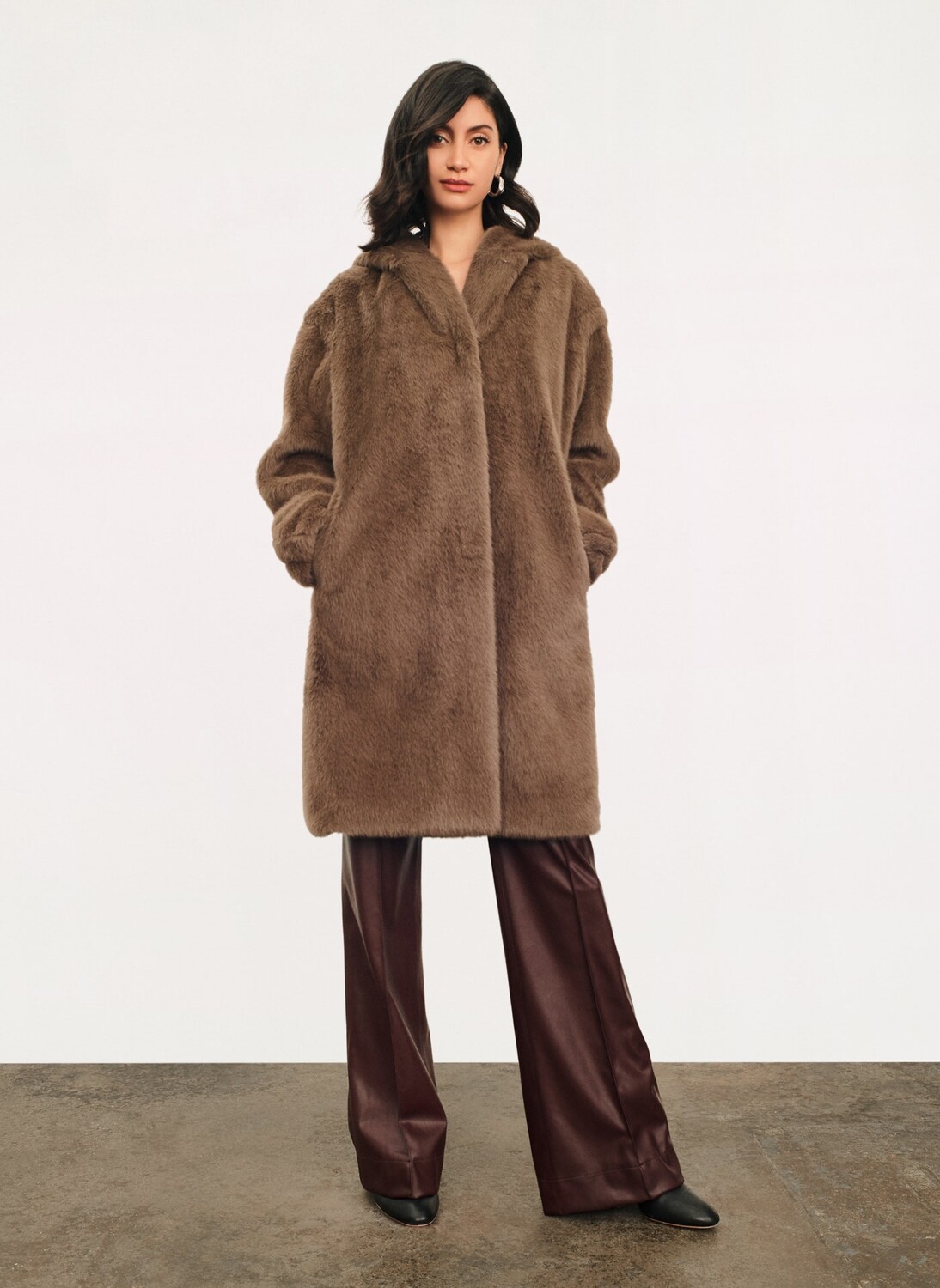 

Пальто с капюшоном из искусственного меха Donna Karan, Коричневый