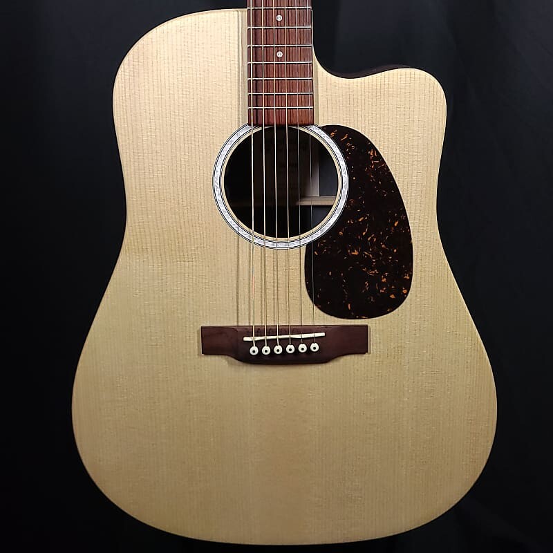 

Акустическая/электрическая гитара Martin DC-X2E Rosewood Dreadnought #548 DC-X2E Rosewood Dreadnought Acoustic/Electric Guitar #548
