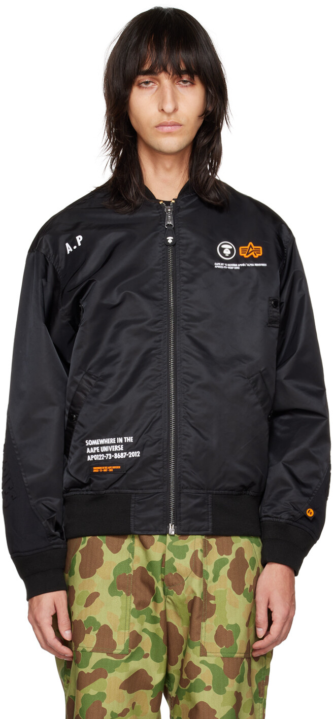 

Черный легкий бомбардировщик AAPE by A Bathing Ape
