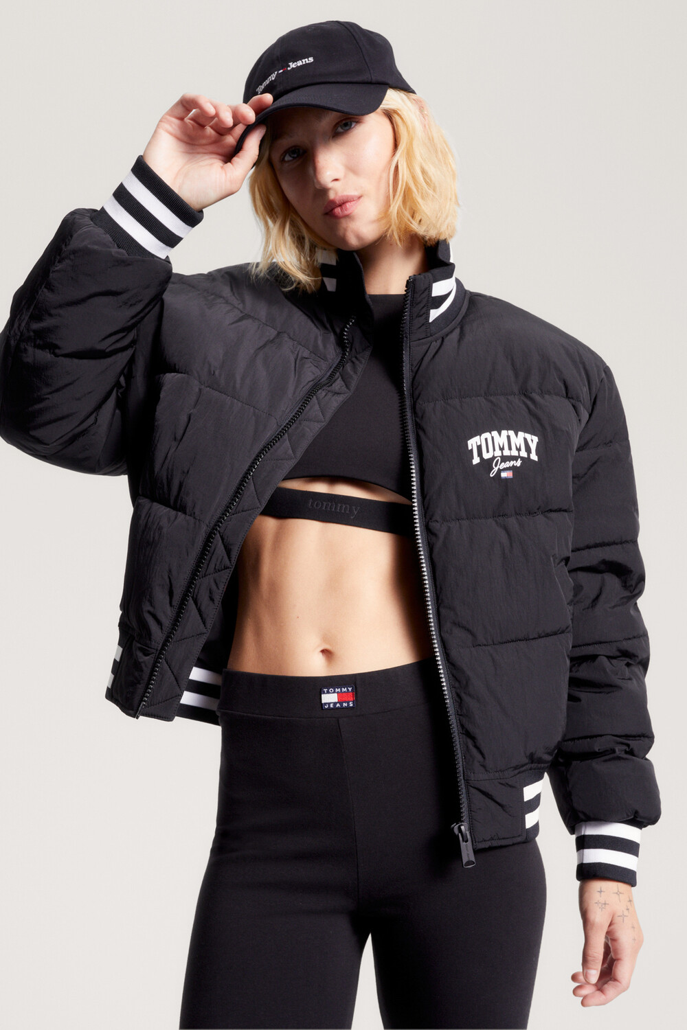 

Куртка - Черный - Классический крой Tommy Hilfiger, черный