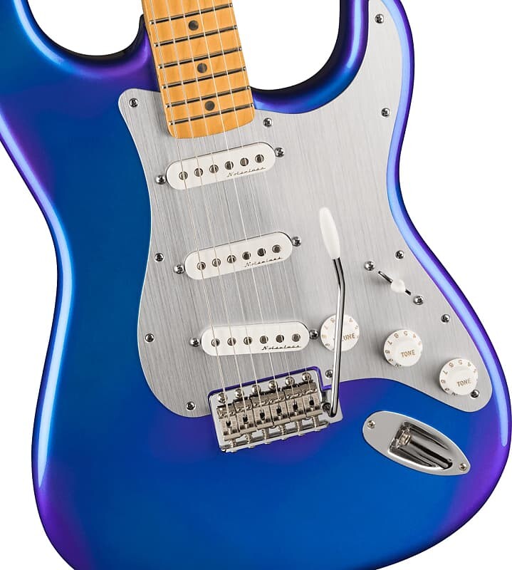 

Fender - ограниченная серия H.E.R. - Электрогитара Stratocaster - Кленовый гриф - Синий марлин