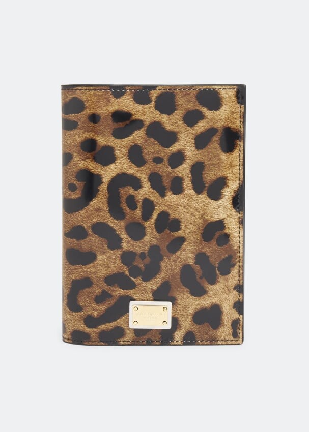 

Картхолдер DOLCE&GABBANA Polished calfskin passport holder, животный принт