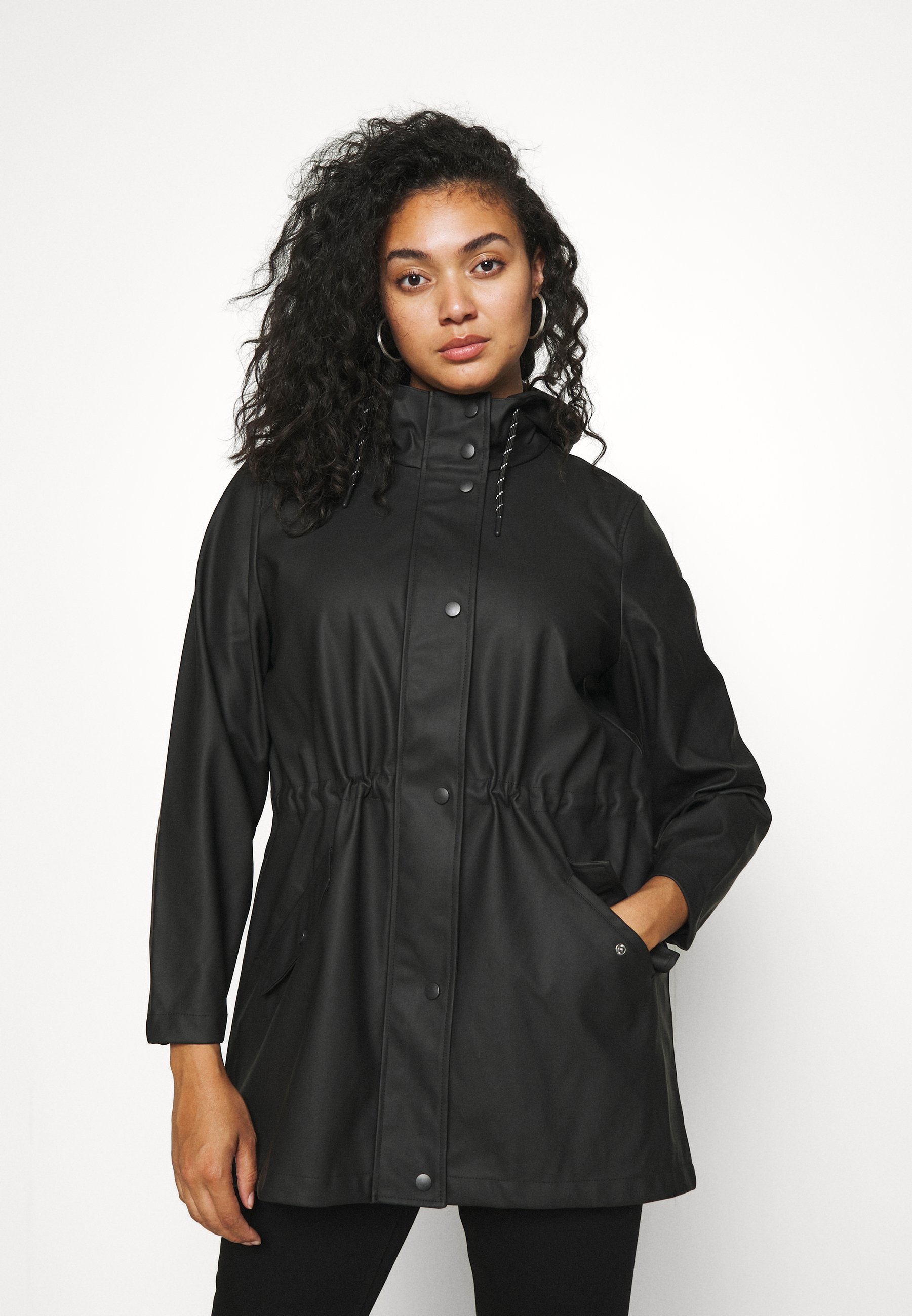 Куртка Vero Moda Curve, черный – заказать по выгодной цене из-за рубежа в  «CDEK.Shopping»