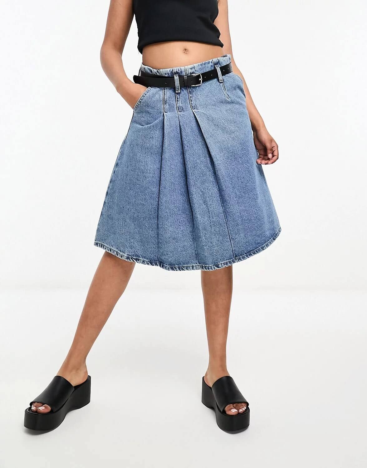 

Юбка Urban Revivo Pleated Denim Kilt, голубой