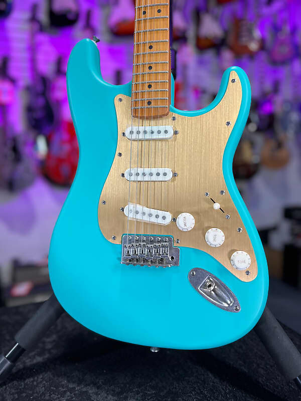 

Squier 40th Anniversary Stratocaster Electric Guitar, Vintage Edition - Satin Seafoam Green! 396 Telecaster