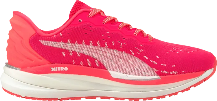 

Кроссовки Puma Wmns Magnify Nitro Sunblaze, оранжевый