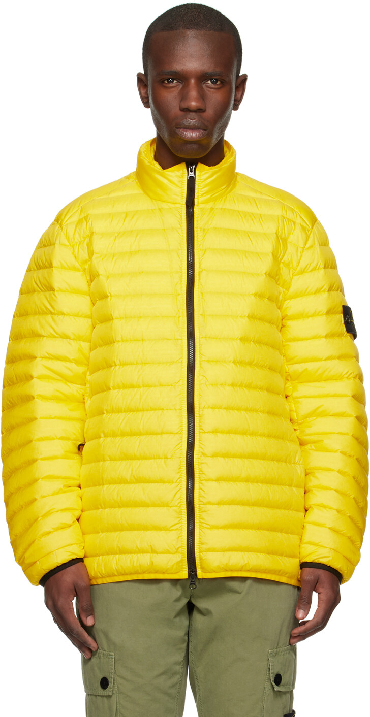 

Желтый складной пуховик Stone Island