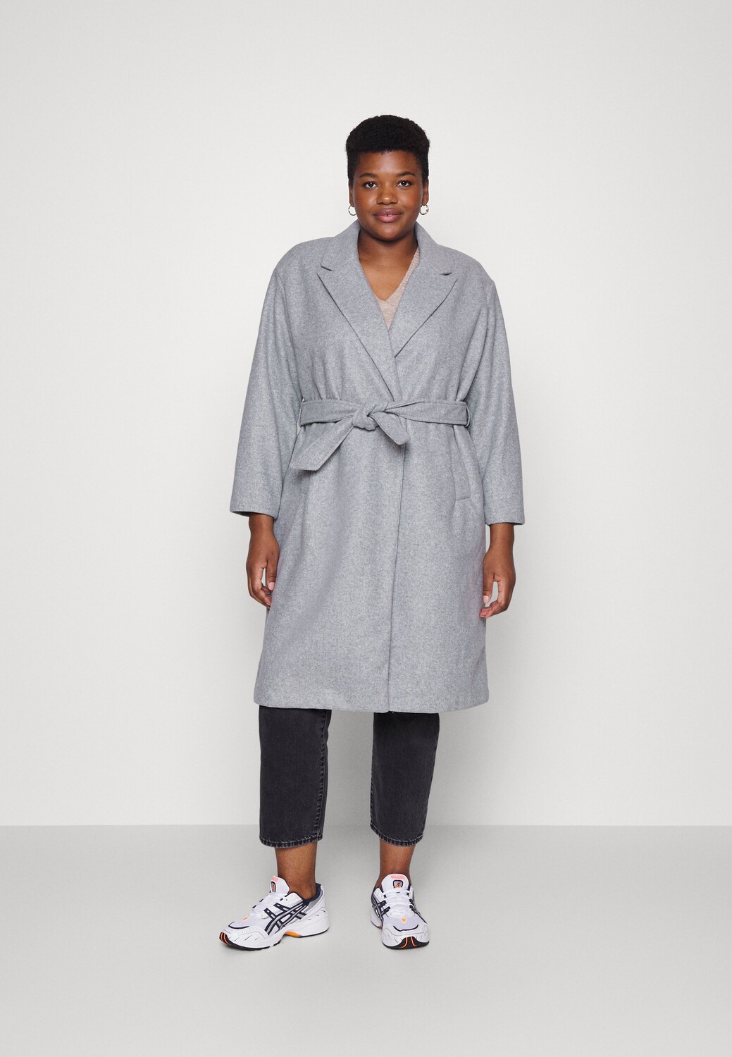

Пальто классическое Vero Moda Curve, серый