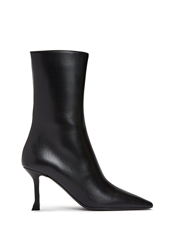 

Черные женские кожаные ботинки Ferragamo