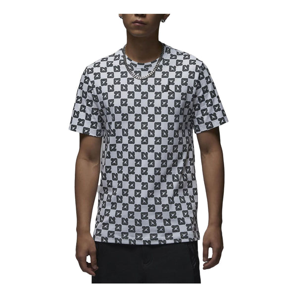 Футболка Air Jordan Flight Essentials T-Shirt 'White Smoke Grey', белый