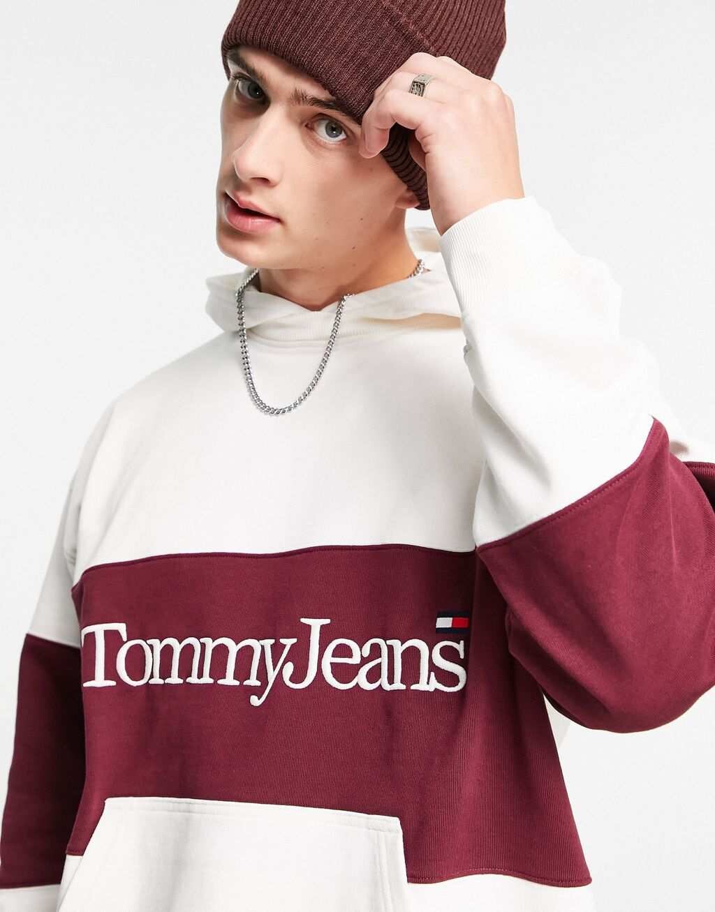 

Кремово-белая худи в стиле колор-блок с линейным логотипом Tommy Jeans, Белый