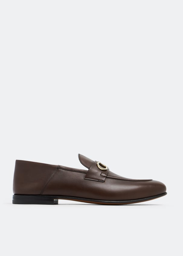 Лоферы FERRAGAMO Gancini loafers, коричневый лоферы ferragamo x level shoes gancini серебряный