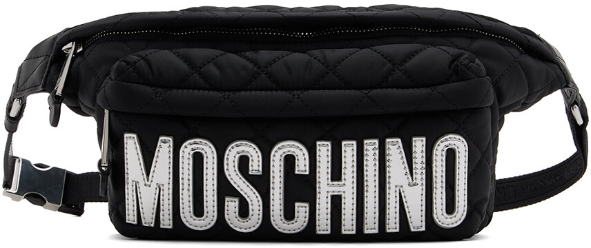 

Черный стеганый клатч Moschino