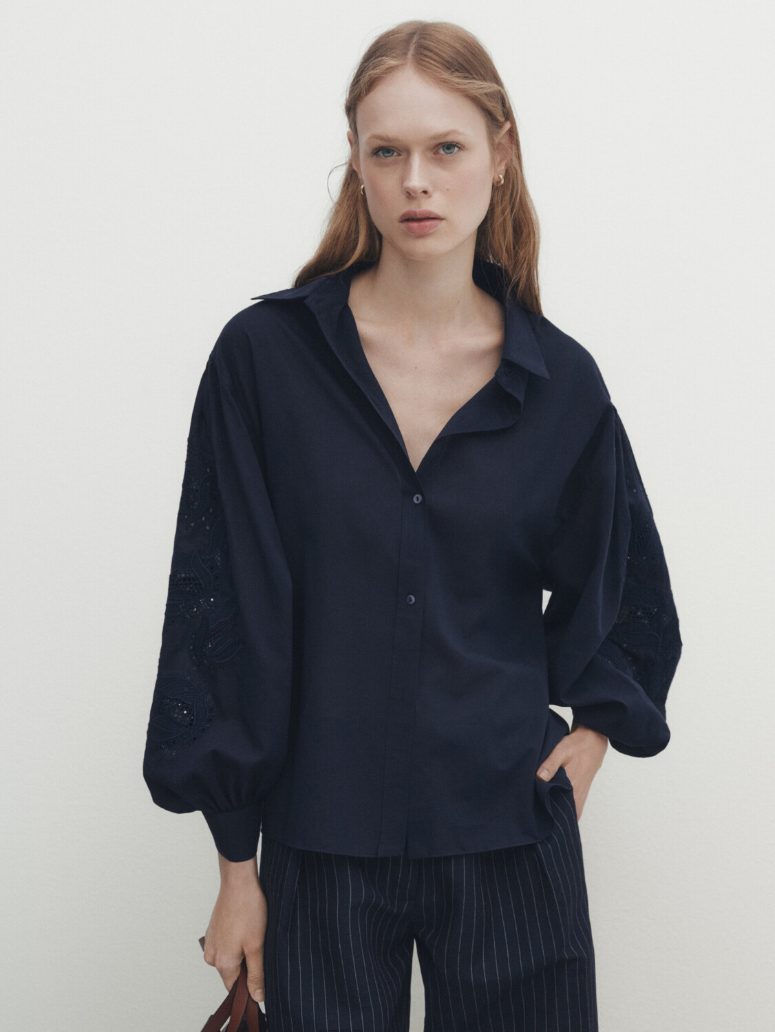 

Рубашка из вуали с вышивкой рукавов Massimo Dutti, темно-синий