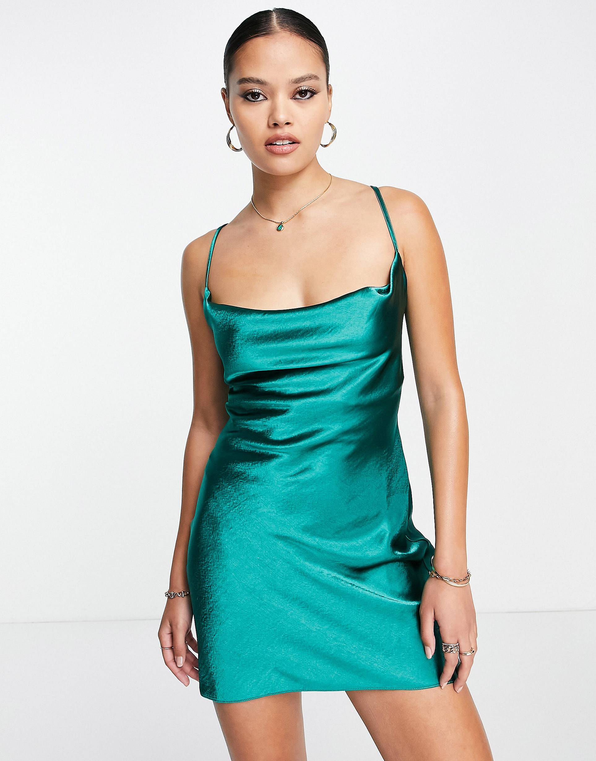Зеленое блестящее атласное платье-комбинация на бретелях со шнуровкой на спине ASOS DESIGN