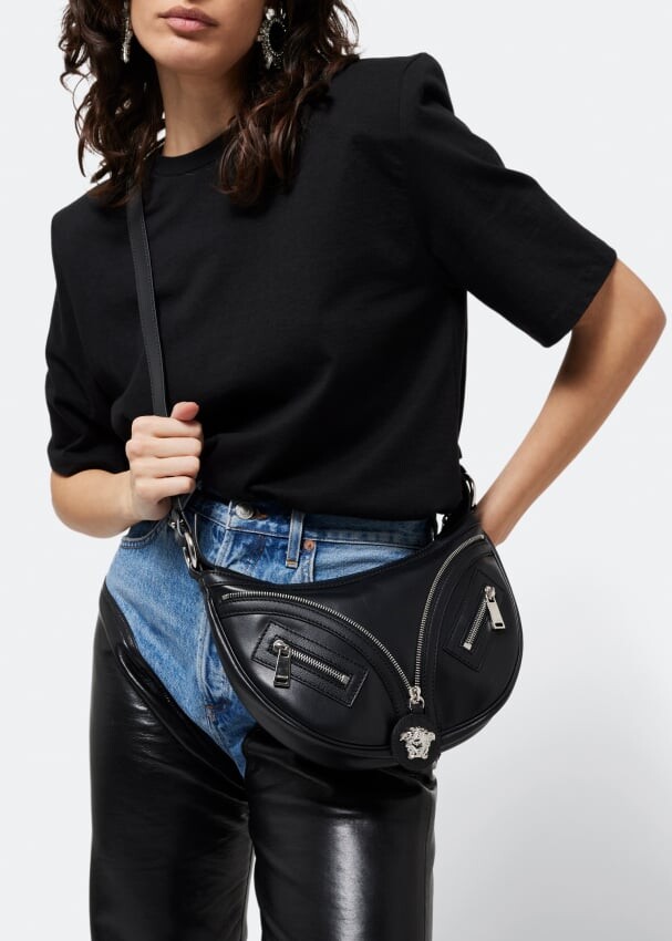 

Сумка-хобо VERSACE Repeat small hobo, черный
