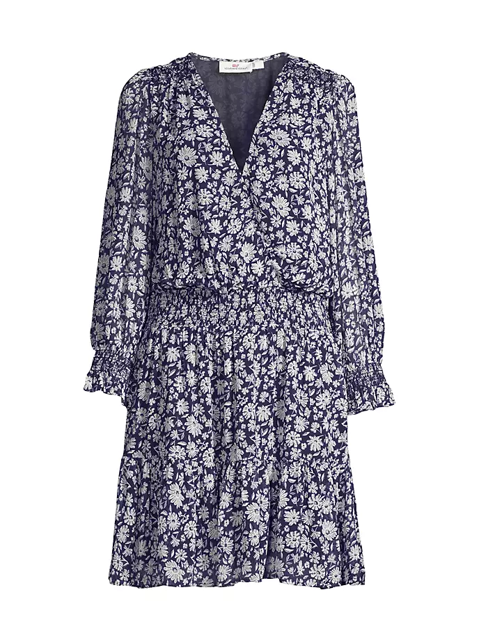 

Мини-платье со сборками и цветочным принтом Vineyard Vines, цвет ivory floral
