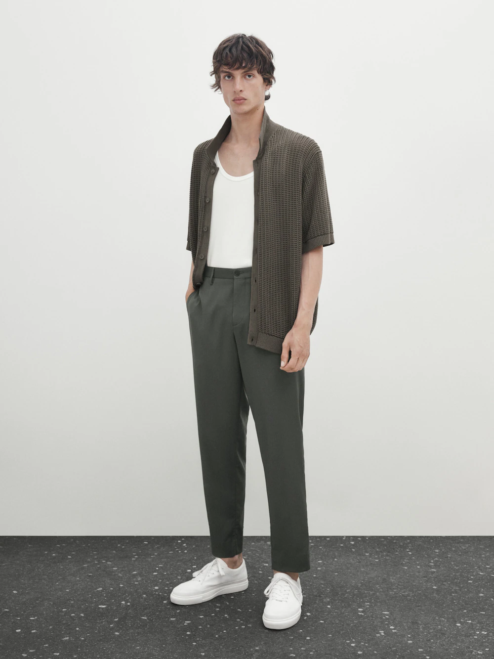 

Трикотажный свитер с коротким рукавом на кнопках Massimo Dutti, хаки