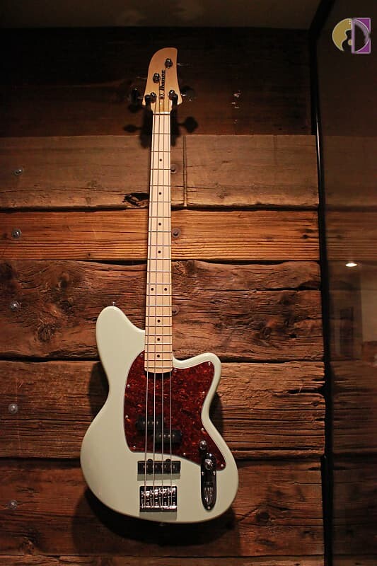 

Гитара Ibanez, ментоловый зелёный