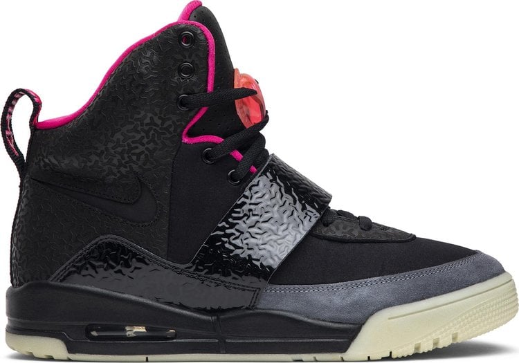 Лимитированные кроссовки Nike Air Yeezy 'Blink', черный - фото