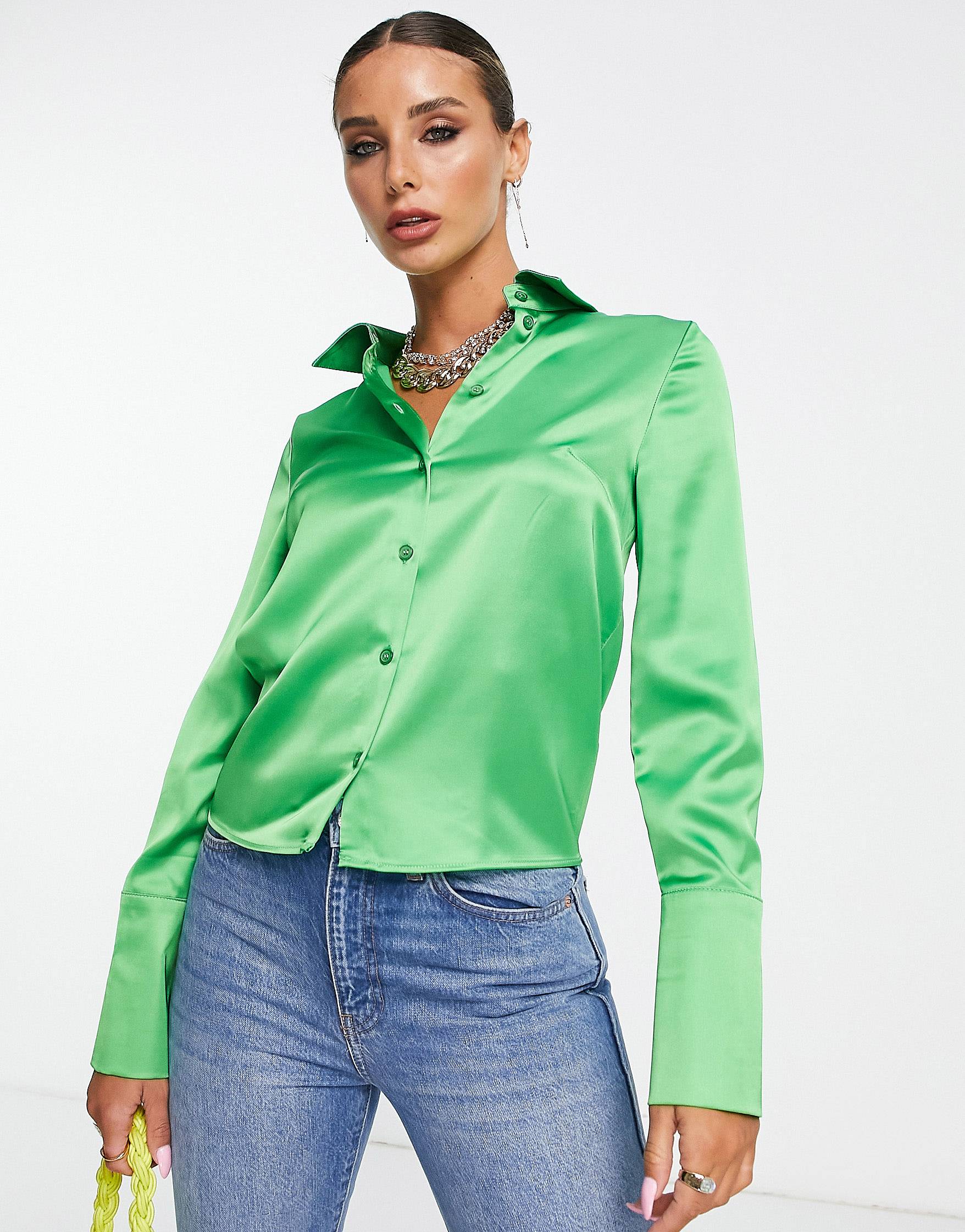 Зеленая приталенная атласная рубашка с длинными рукавами и глубокими манжетами Topshop