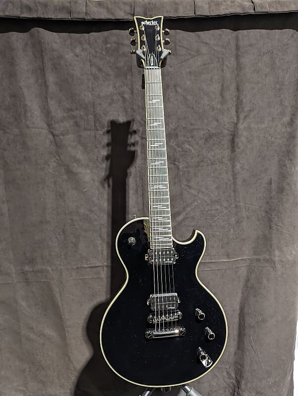 

Электрогитара Schecter Solo-II BlackJack HH Gloss Black Electric Guitar