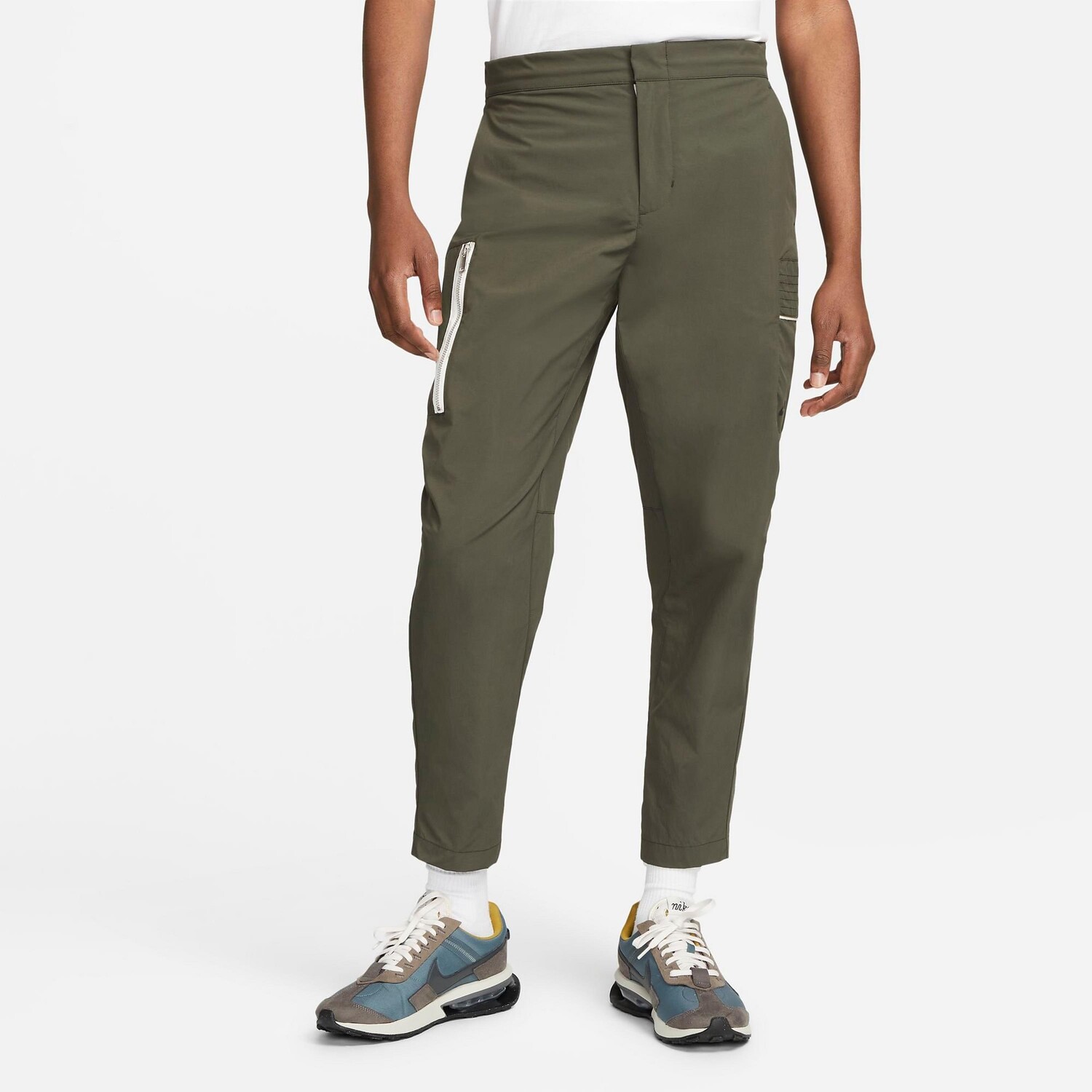 

Мужские брюки общего назначения Nike Sportswear Style Essentials, зеленый