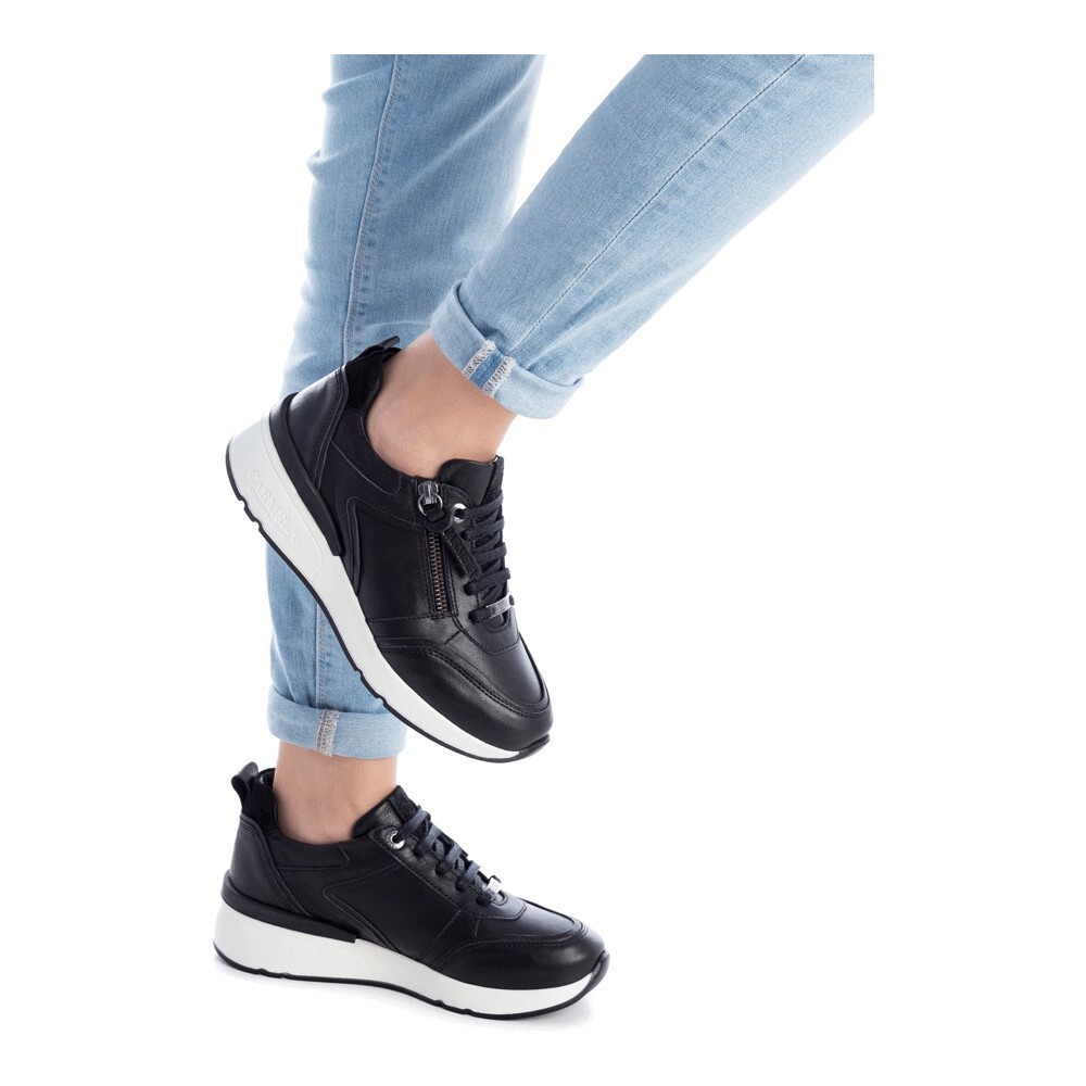 

Кроссовки Carmela Zapatillas с замком на молнии, черный