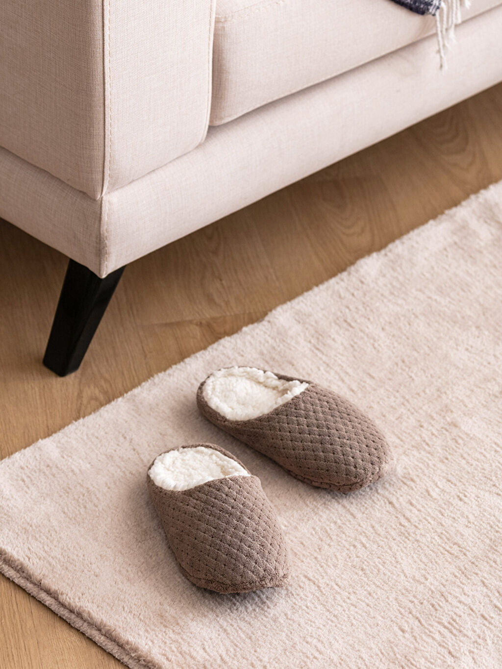 

Женские домашние тапочки LCW Home