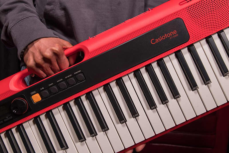 

CASIO CT-S200RD КРАСНЫЙ