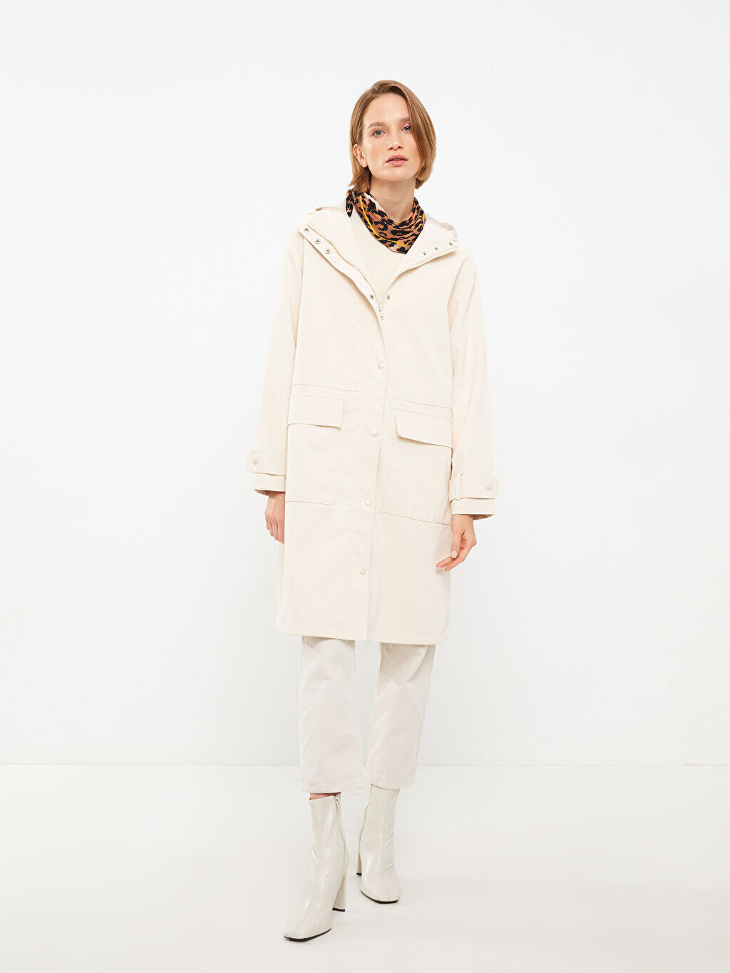 

Женское пальто прямого кроя с длинным рукавом с капюшоном LCW Modest