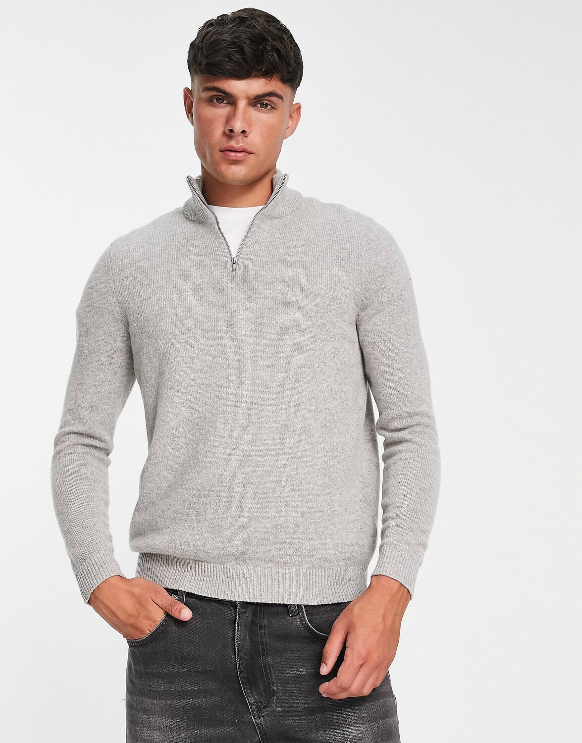 

Светло-серый джемпер из овечьей шерсти ASOS DESIGN