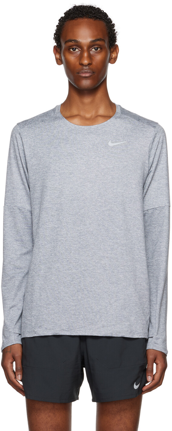 

Серая футболка с длинным рукавом Dri-FIT Nike