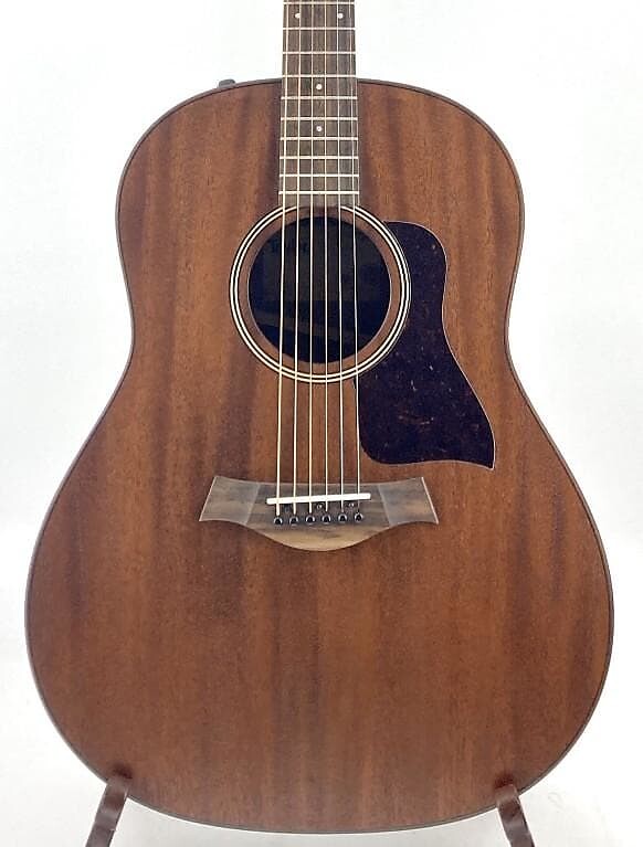 

Taylor AD27E American Dream Grand с чехлом Серийный № 1204071142
