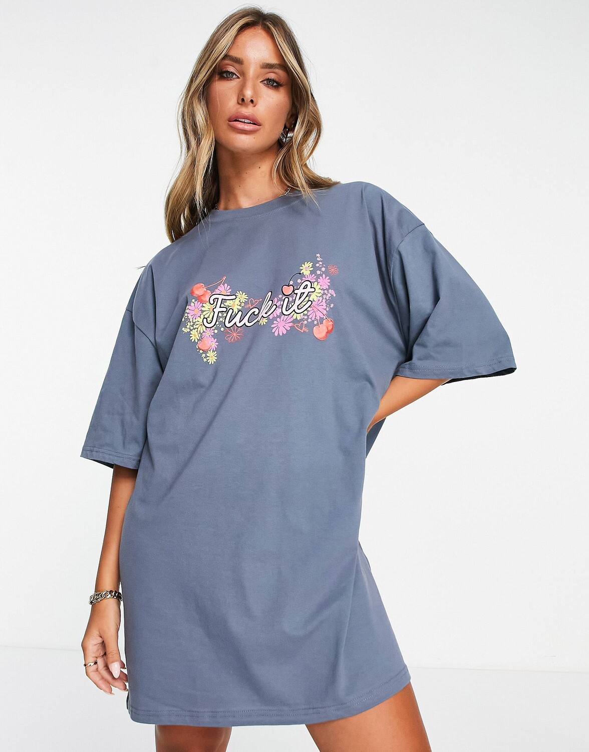

Темно-серое платье-футболка оверсайз с логотипом f**k it ASOS DESIGN