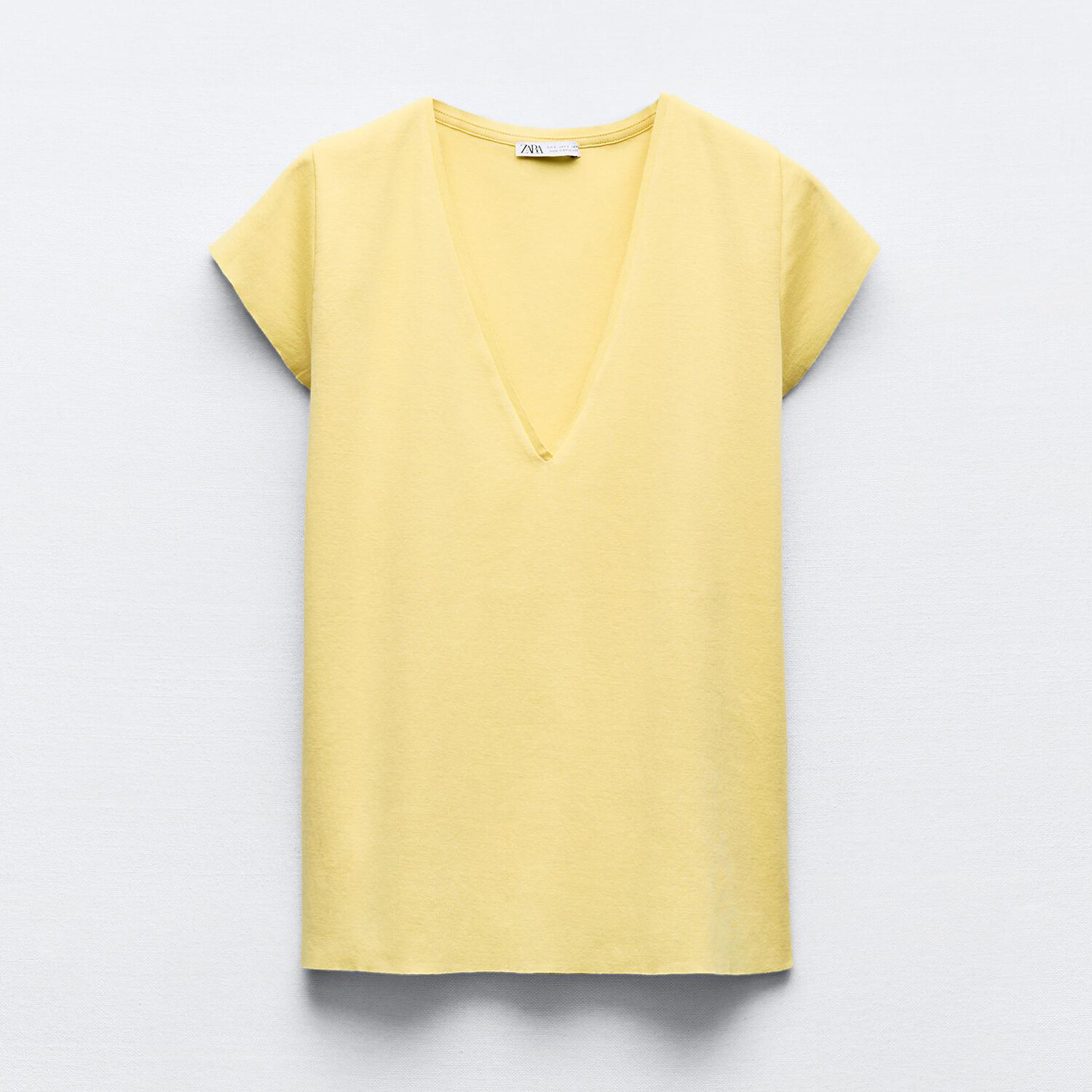 

Футболка Zara V-Neck Cotton, светло-желтый