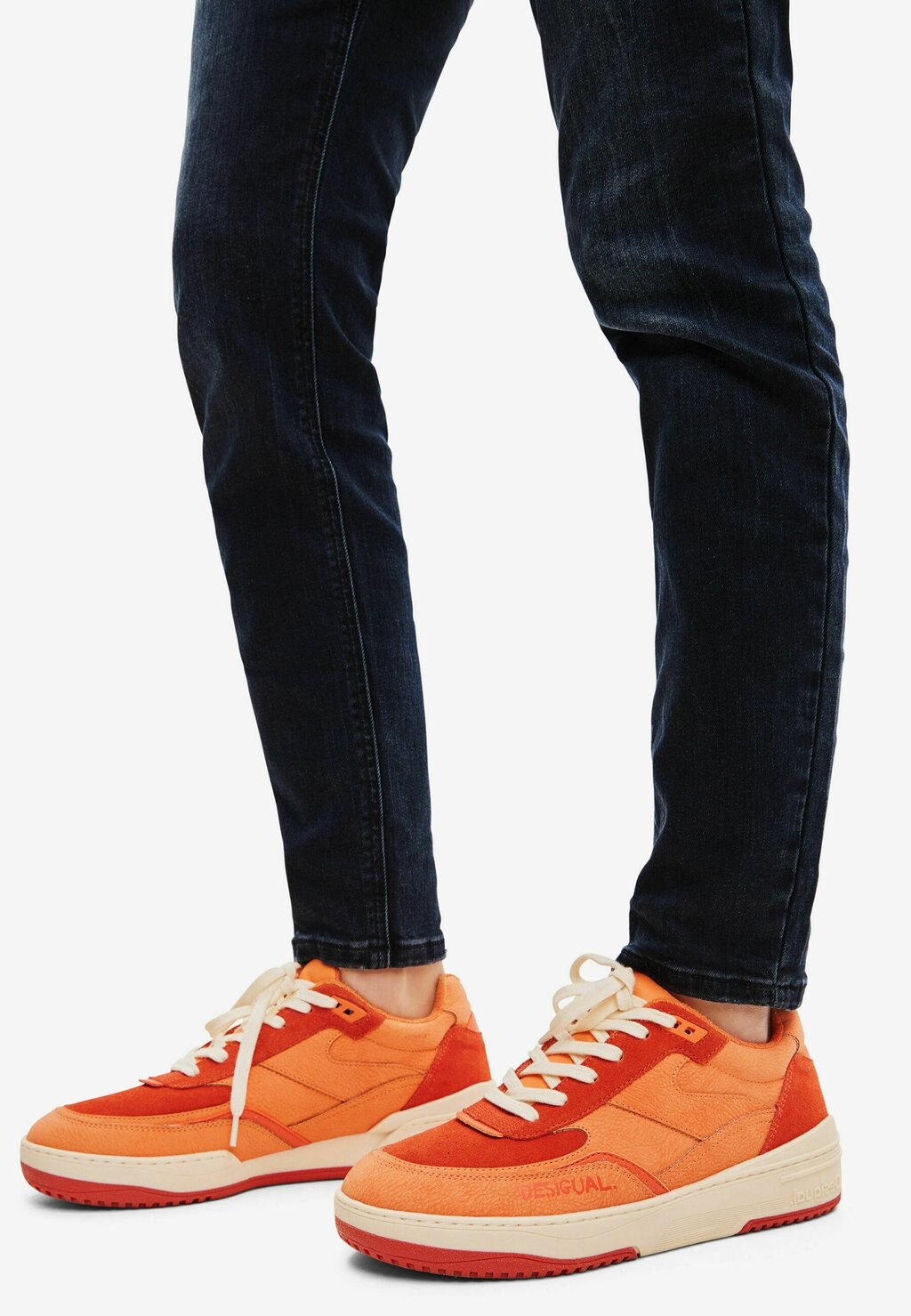 

Кроссовки Desigual RETRO Chunky Patchwork, оранжевый