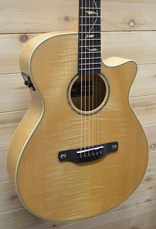 

Новая акустическая электрогитара Ibanez AEG750 Natural
