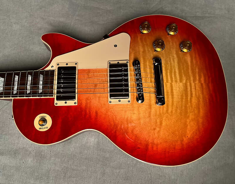 

Gibson Les Paul Standard 50's Figured Top 2023 Heritage Cherry Sunburst