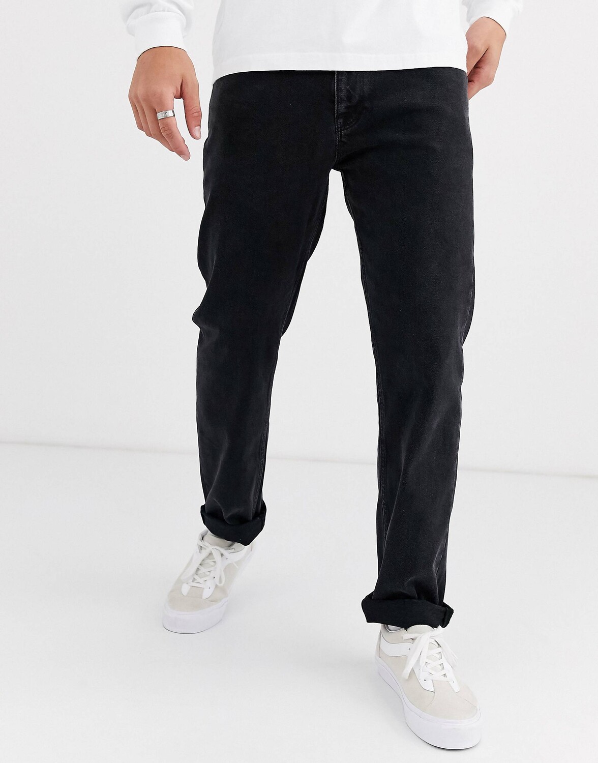 

Черные джинсы ASOS DESIGN