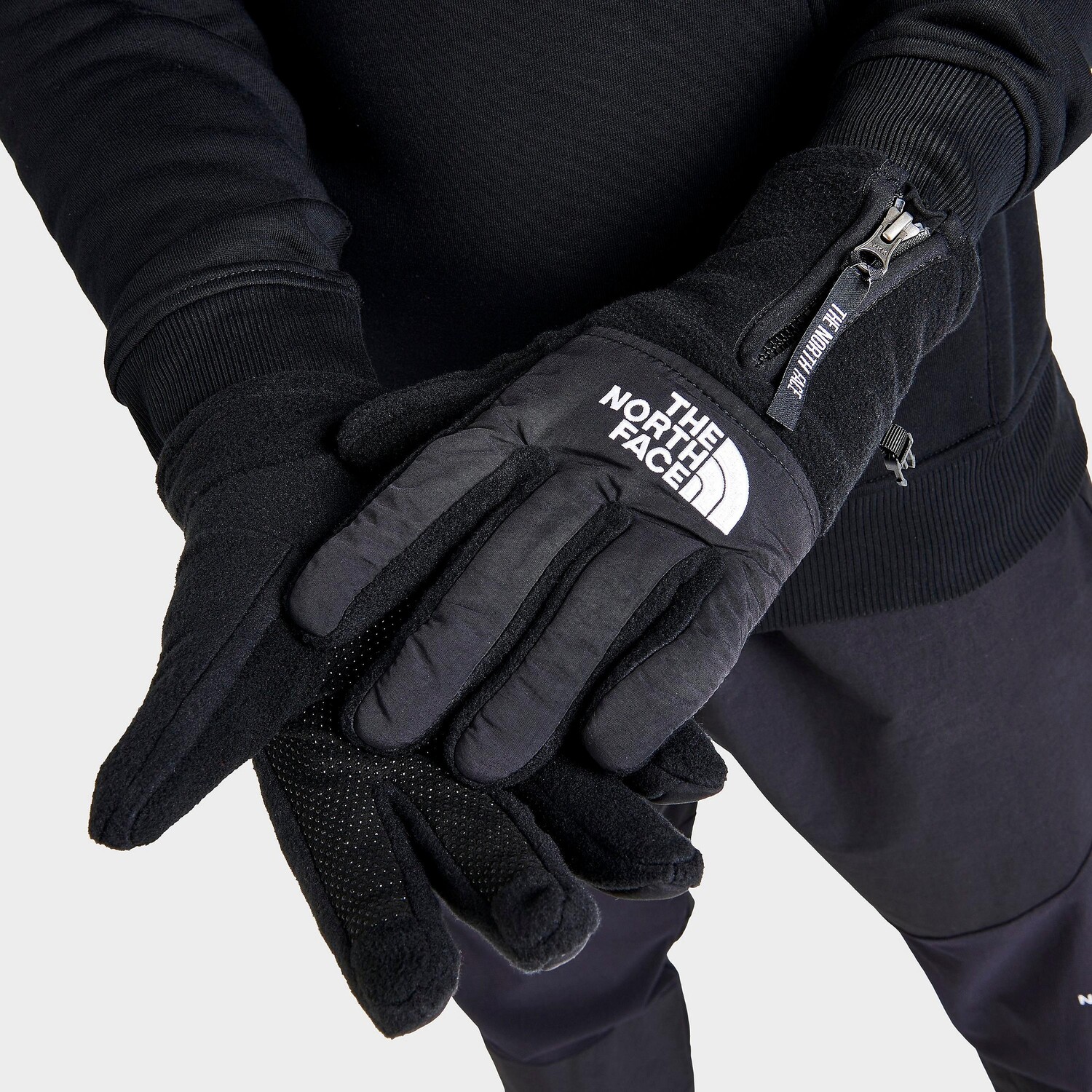 

Перчатки The North Face Denali Etip, черный